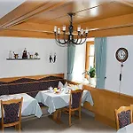 Pensjonat Gasthof-pension Schuetz