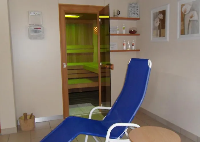 Gasthof-pension Schuetz Wesenufer