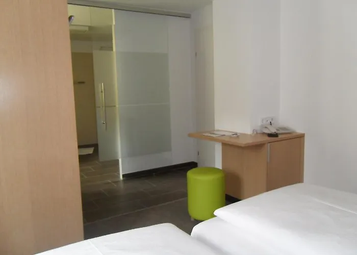 Gasthof-pension Schuetz Гостевой дом 3*