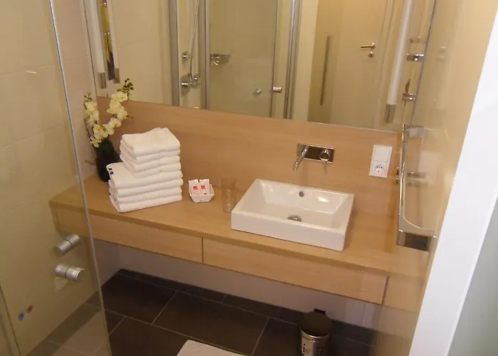 Gasthof-pension Schuetz بيت ضيافة وسنفر