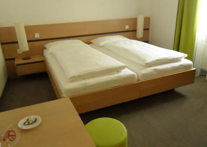 Gasthof-pension Schuetz وسنفر