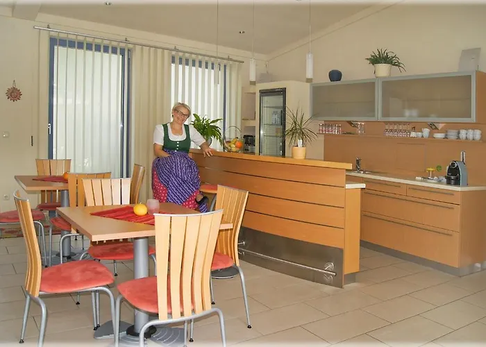 بيت ضيافة Gasthof-pension Schuetz